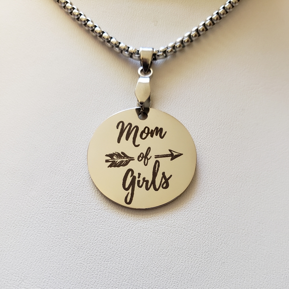 "Mom of Girls" Pendant Necklace